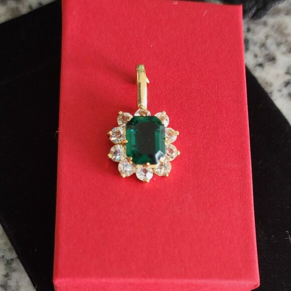 Gold Emerald & CZ Pendant-Needs Clasp Repair-Excellent-Pre-Loved Condition - Picture 2 of 10